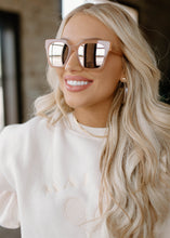 Load image into Gallery viewer, Diff x Jessie Rustique Beige Mirror Lens Sunglasses
