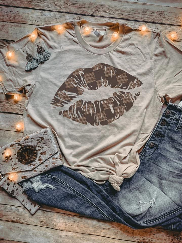 Inspired Check Lips Vintage Tee