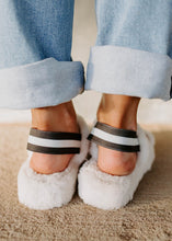 Load image into Gallery viewer, Cuddle Fluffy White Slide Slippers
