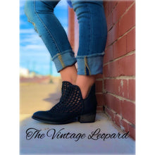 Load image into Gallery viewer, Very Volatile Hudson Vintage Collection Black Leather Open Side Bootie
