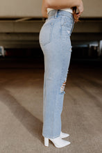 Load image into Gallery viewer, Sneak Peak High Rise 90&#39;s Straight Jeans
