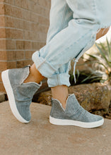 Load image into Gallery viewer, Very G Josie Ruched Grey Sneakers
