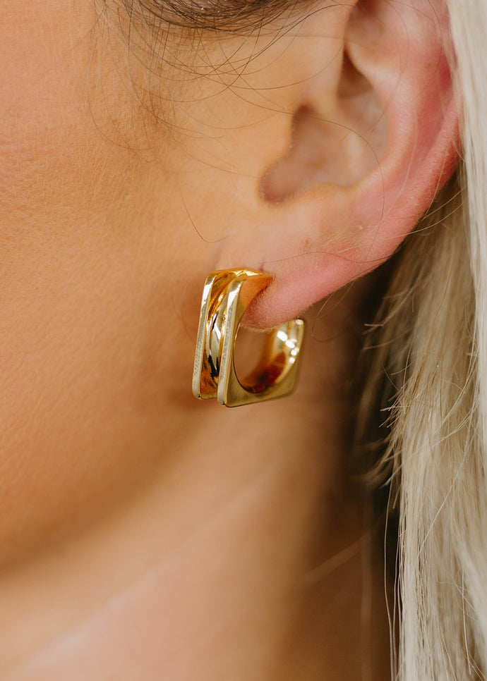Anita Gold Chunky Squared Hoop Earrings - vintageleopard