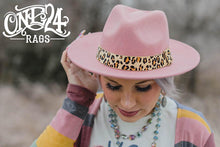 Load image into Gallery viewer, Sweet Honey Wool &amp; Leopard Band Hat
